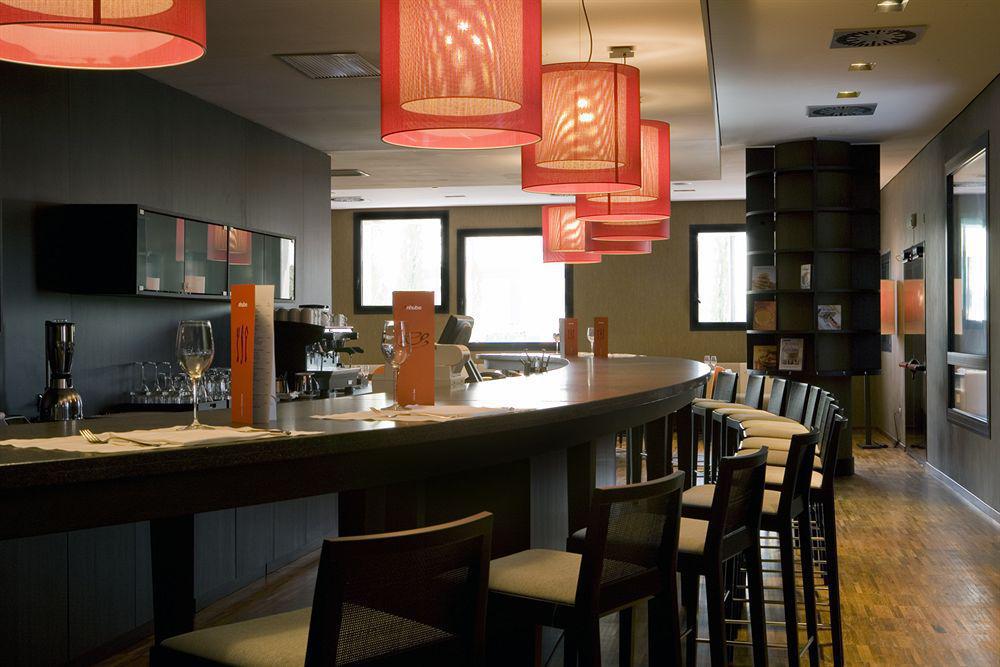 เอ็นเอช มิลาโน ฟิเอร่า Hotel โร ร้านอาหาร รูปภาพ